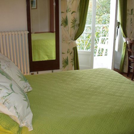 Castel De La Pique Bed & Breakfast Bagnères-de-Luchon Cameră foto