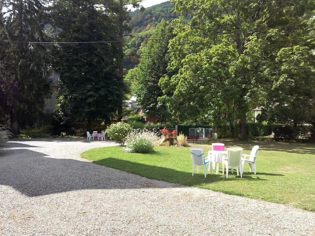 Castel De La Pique Bed & Breakfast Bagnères-de-Luchon Exterior foto