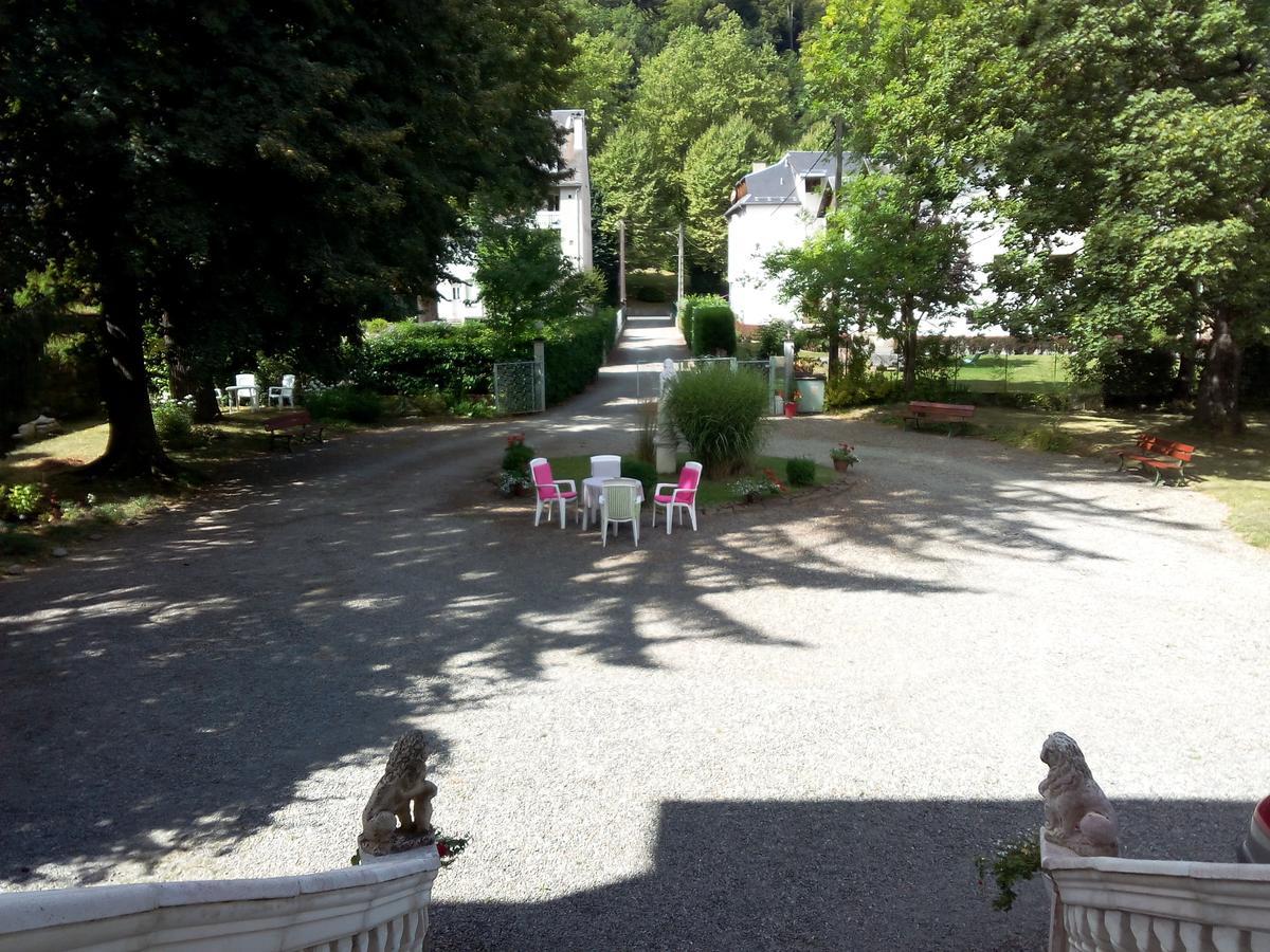 Castel De La Pique Bed & Breakfast Bagnères-de-Luchon Exterior foto